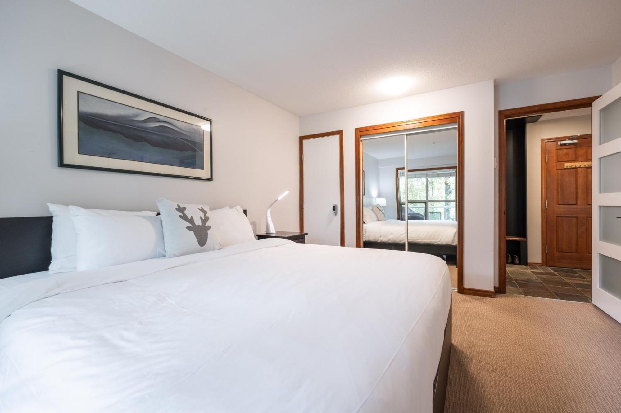 The Aspens By Outpost Whistler Villa Bagian luar foto